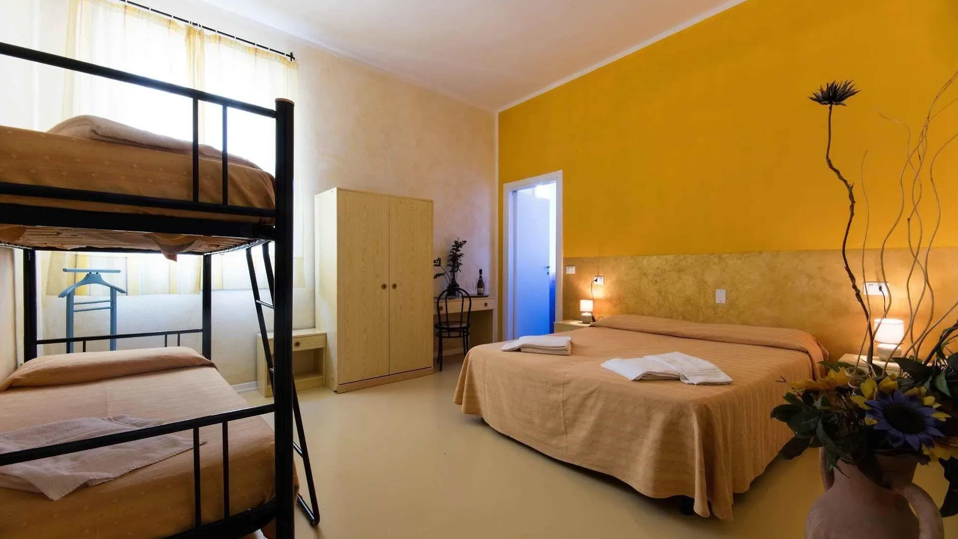Hotel Il Ponte Cecina  2*, Cecina (Livorno) Italy