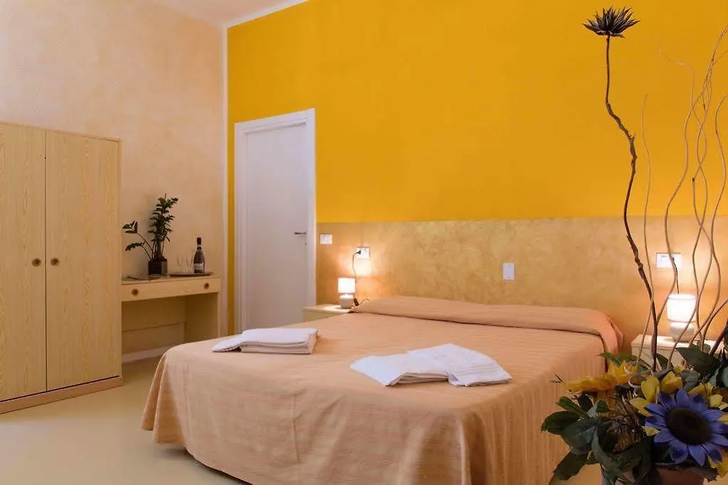 Hotel Il Ponte Cecina  2*, Cecina (Livorno)